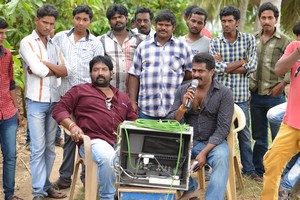 Chuttalabbayi New Working Photos